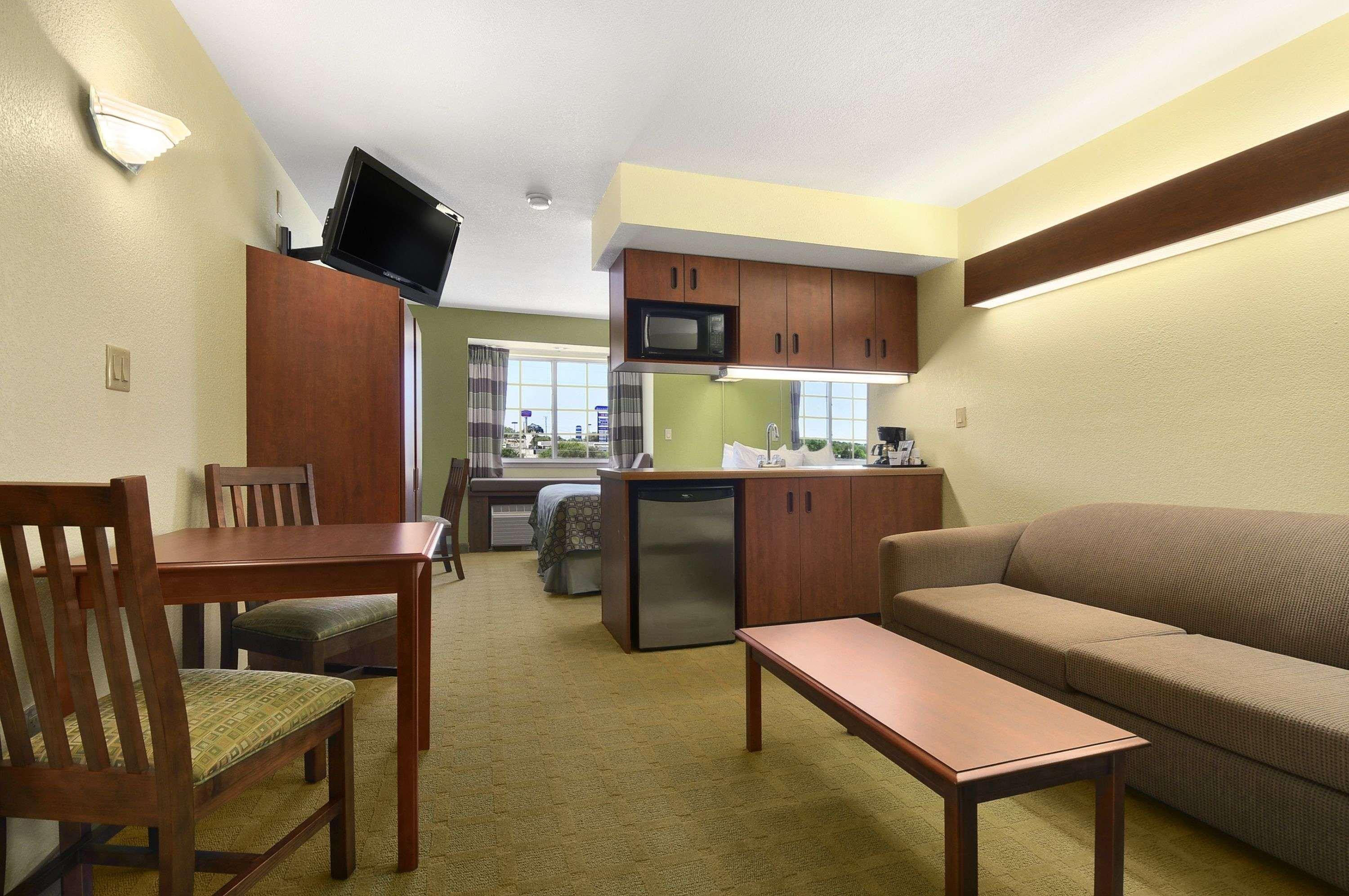 ซูเปอร์ 8 บาย วินด์แฮม ซาน อันโทนิโอ แอร์พอร์ต นอร์ท Hotel ซานอันโตนิโอ ภายนอก รูปภาพ
